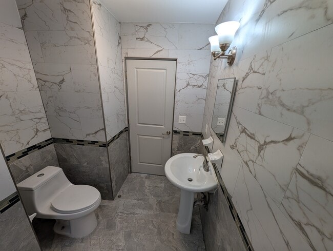 Building Photo - 1 Bed 1 Bath