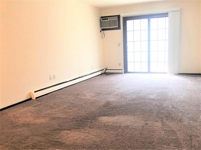 Foto del edificio - 2434 Chalet Gardens Ct