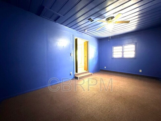 Building Photo - 3004 43rd St