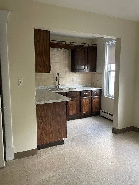 9 East St, Attleboro, MA 02703 Townhome Rentals in Attleboro MA