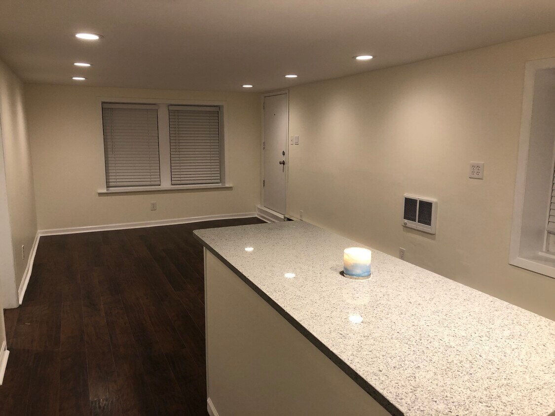 Foto principal - 4122 N Bell Ave