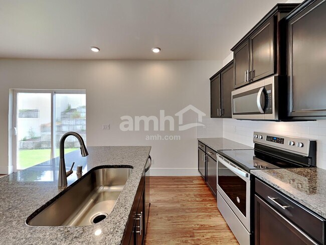 Foto del edificio - 19219 15th Ave Ct E