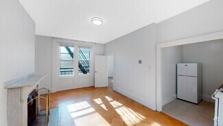 Building Photo - 363 Beacon St