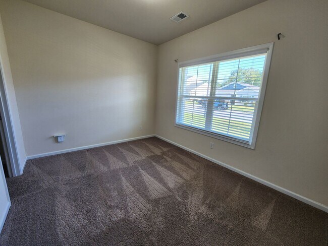 Building Photo - Home Sweet Home in Goose Creek!!!