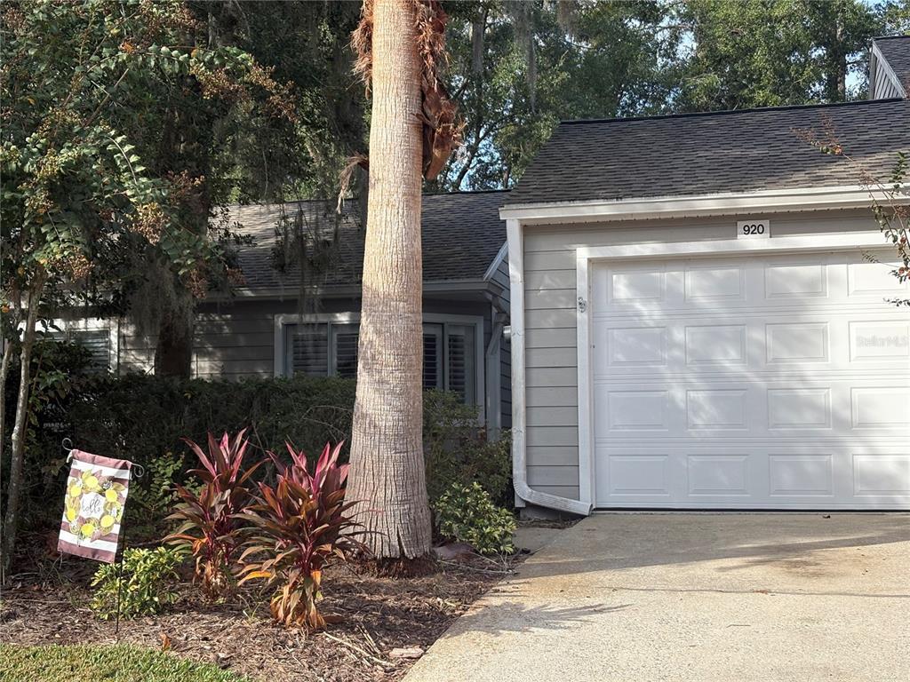 Foto principal - 920 NW 124th Dr