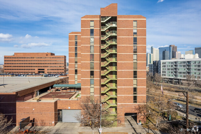 Building Photo - Denver Towers