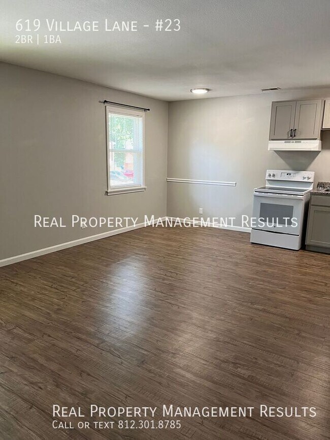 Foto del edificio - 619 Village Ln