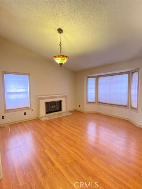 Building Photo - 25320 Orbit Ct