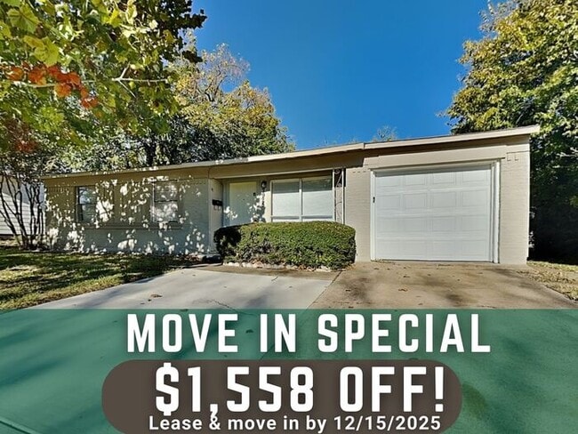 Building Photo - 2925 Caribbean Dr