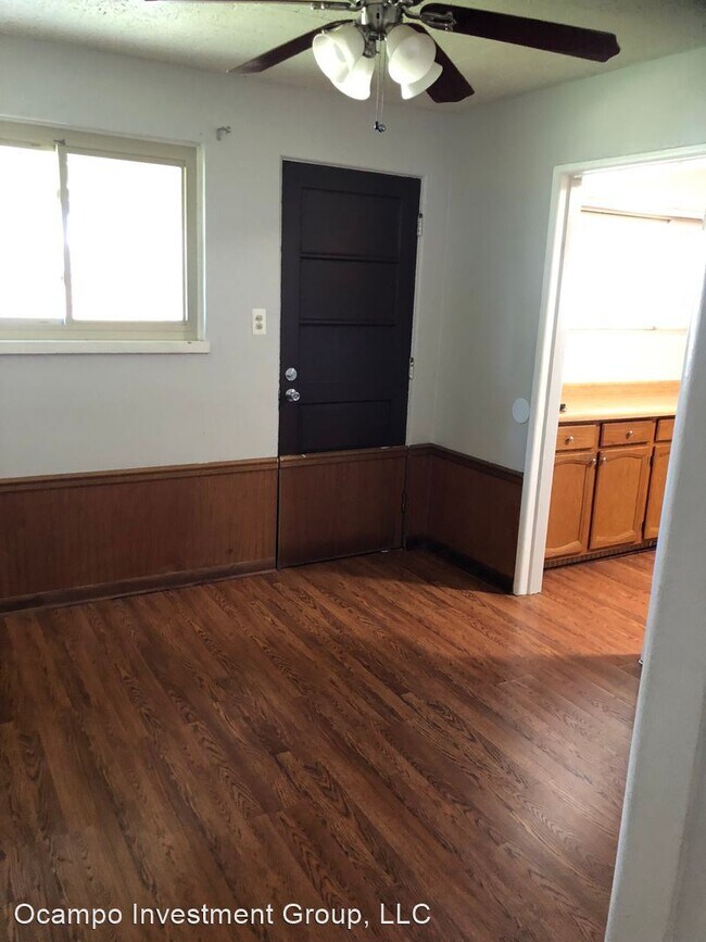 Building Photo - 2 br, 1 bath House - 17941 Oakwood Ave.