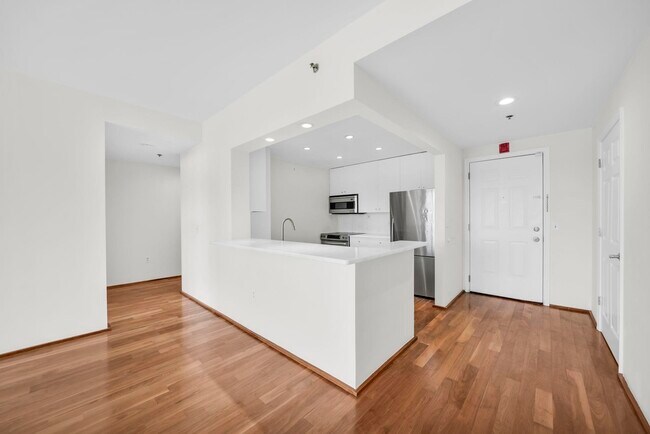 Foto del edificio - 2110 City Pl