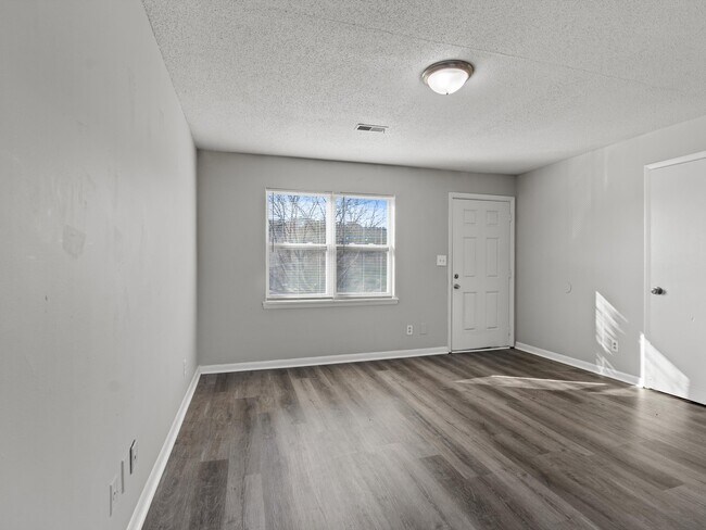 Foto del edificio - Knight Road Apartments