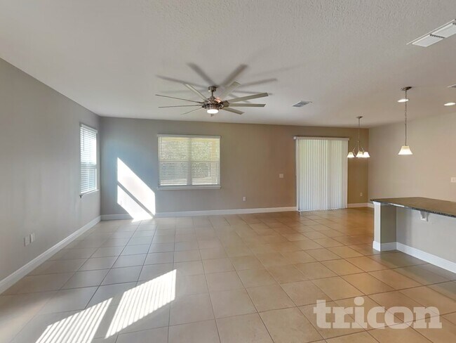 Building Photo - 1375 Riley Cir