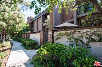 Building Photo - 13050 Mindanao Way