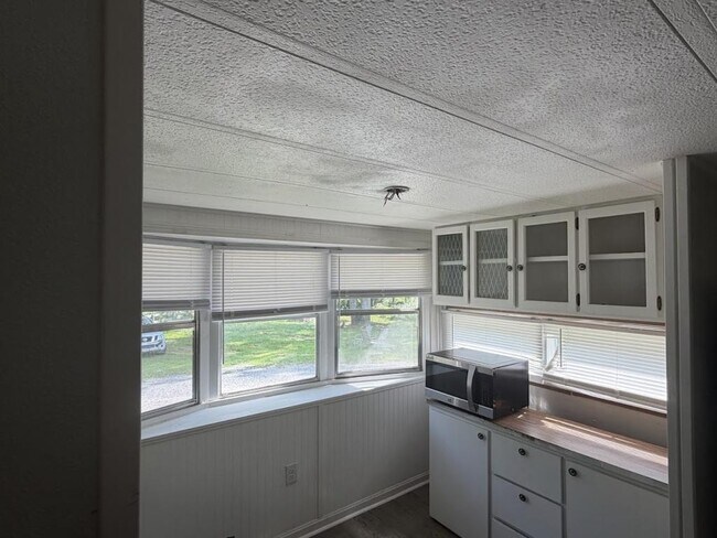 Foto del edificio - 2355 Gardner St