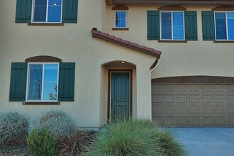 Building Photo - 2001 Skipping Stone Wy