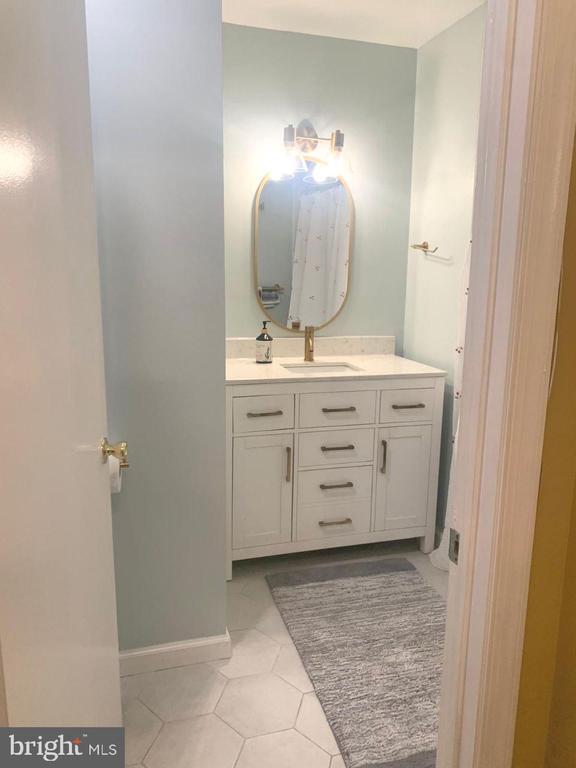 Foto del edificio - 14624 Monmouth Dr