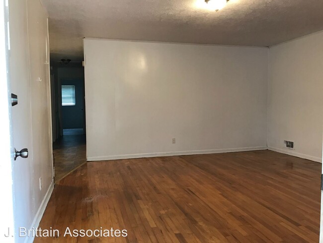 Building Photo - 3 br, 1.5 bath House - 412 E G Street