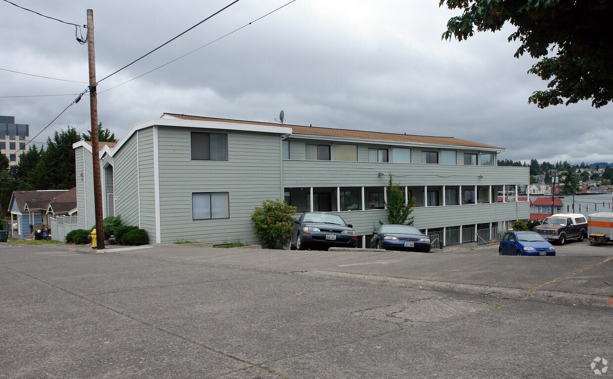 Primary Photo - Pleasant View Apartments