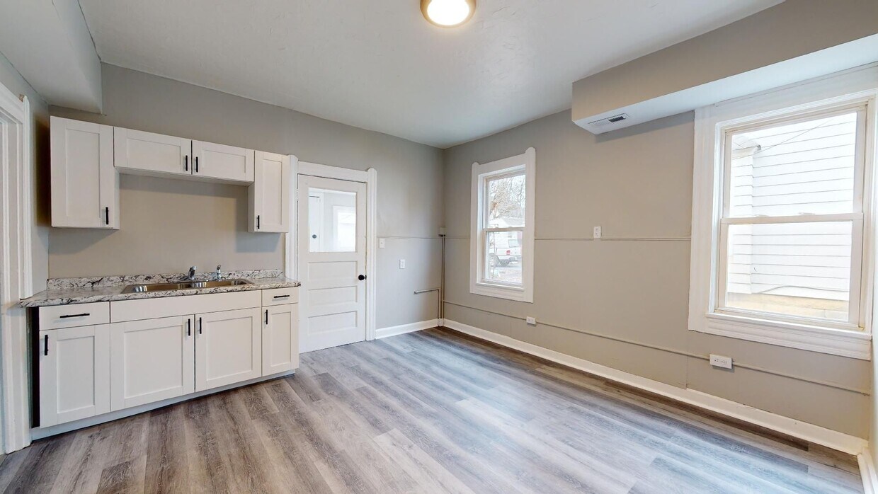 Primary Photo - Old Brooklyn Area - 3 Bedroom Single Famil...