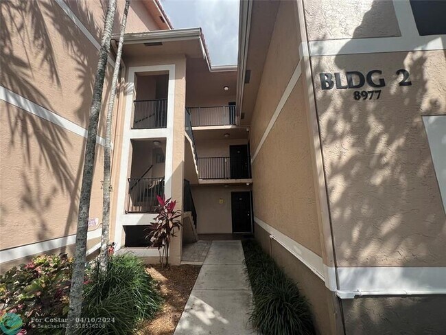 Foto del edificio - 8977 Wiles Rd