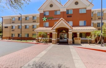 Building Photo - Furnished Studio-Phoenix - Airport - Tempe