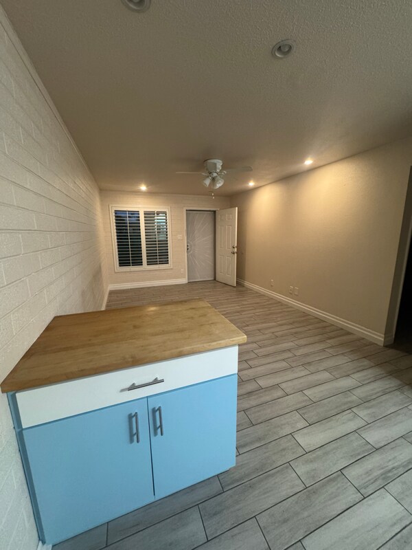 Foto del edificio - 6234 N 12th Pl