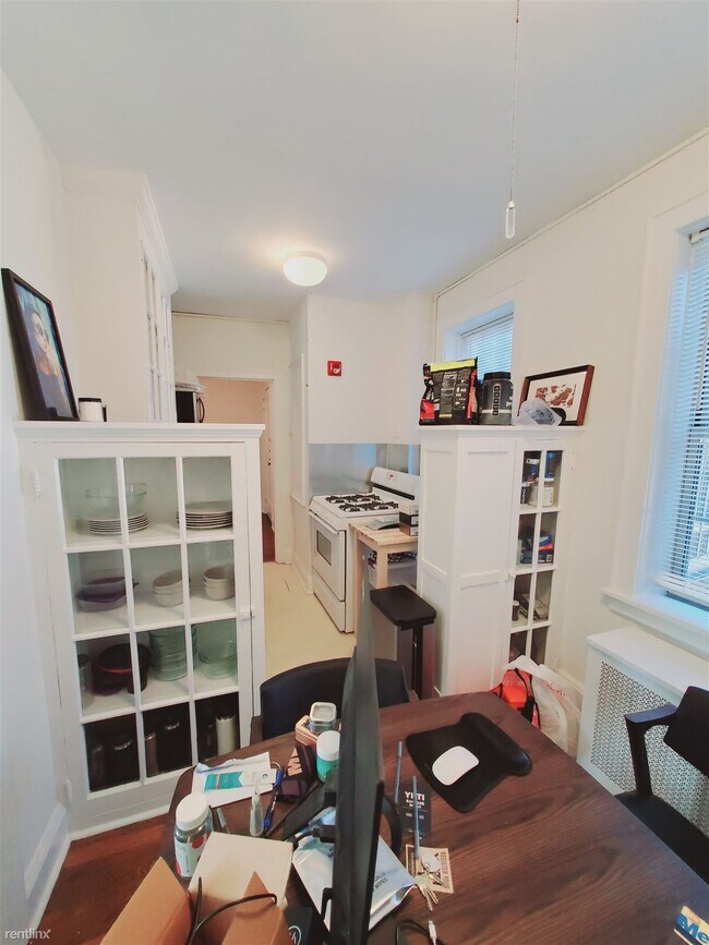 Building Photo - Studio, 1 bath Condo - 20 Spring St Apt C4