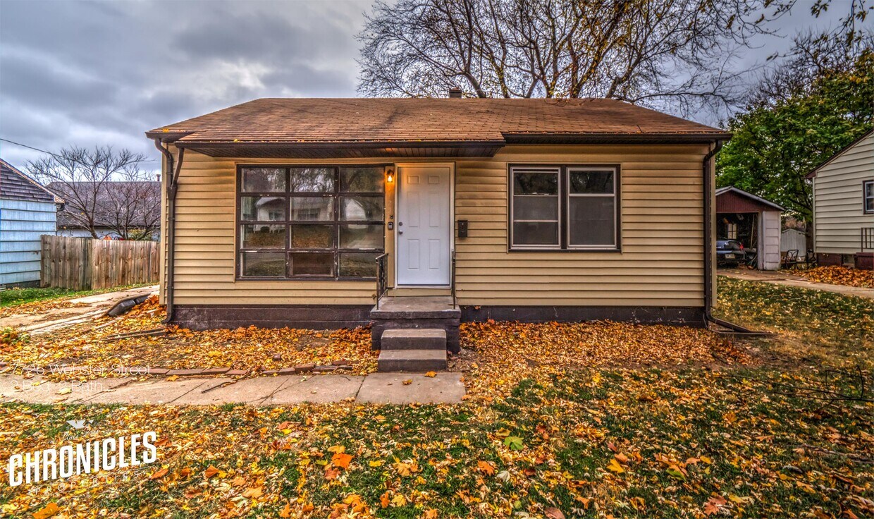 7725 ster St, Omaha, NE 68114 House Rental in Omaha, NE