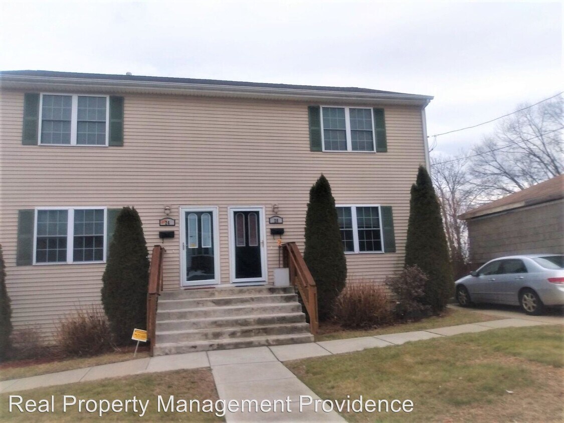 Primary Photo - 26-28 Everly St