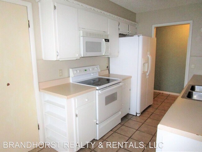 Foto del edificio - 3 br, 1.5 bath House - 510 West Oklahoma