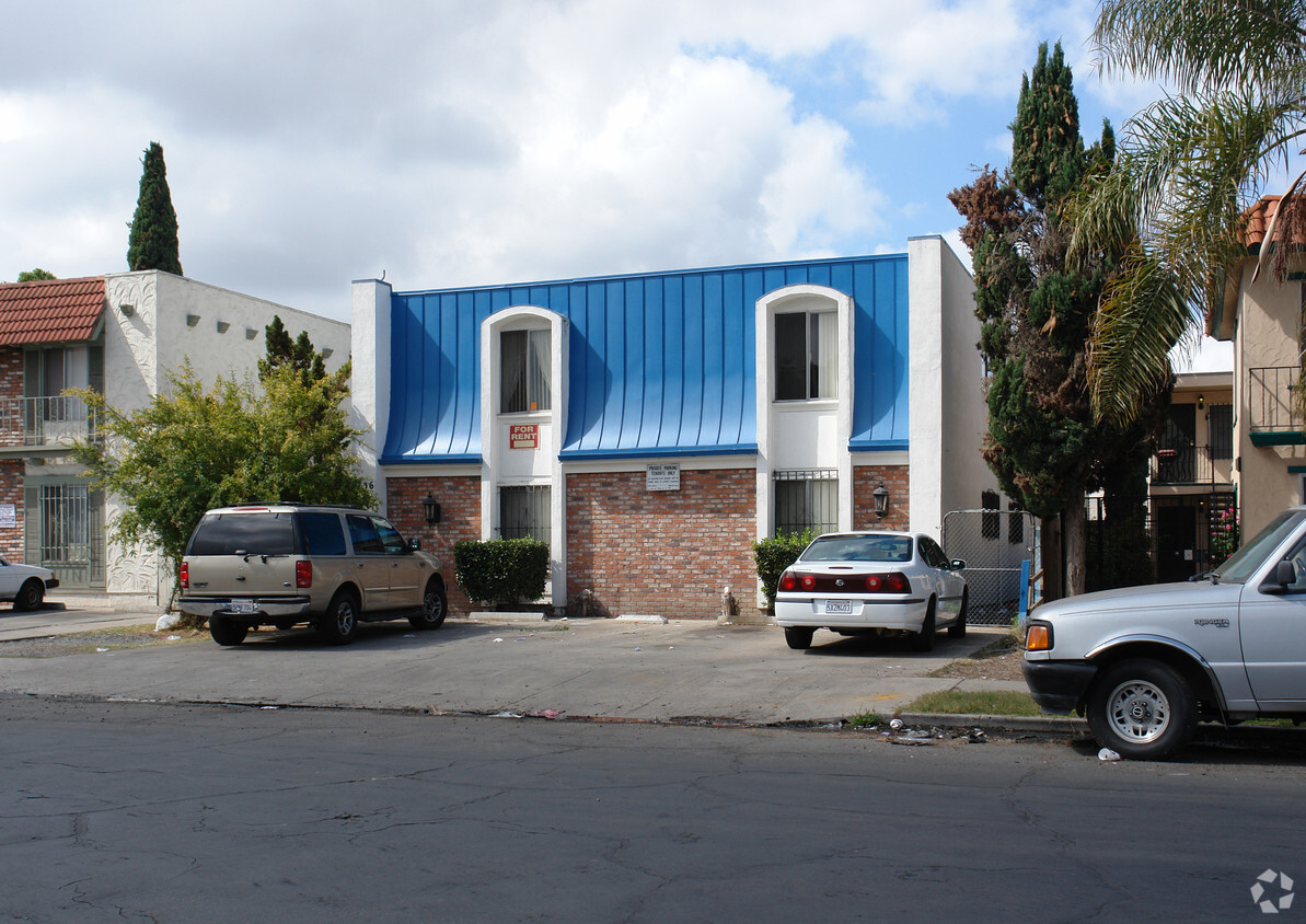 Foto del edificio - Menlo Avenue