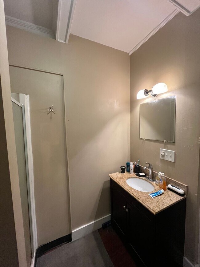 Foto del edificio - 1 Manning Blvd