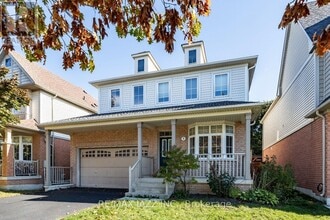 Building Photo - 5 Woodbine Pl