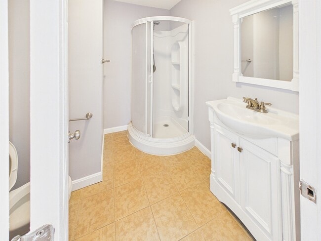 Foto del edificio - 1015 Hyde Park Ave