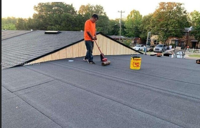 Foto del edificio - 4502 Friden Dr