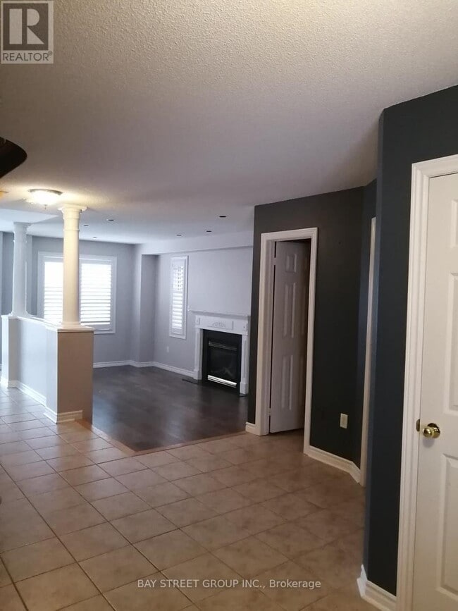 Building Photo - 311 Stanley St.