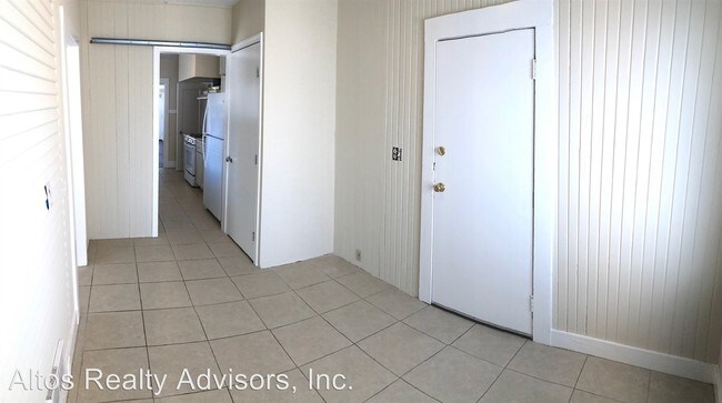 Building Photo - 3 br, 1 bath House - 14274 Capri Drive
