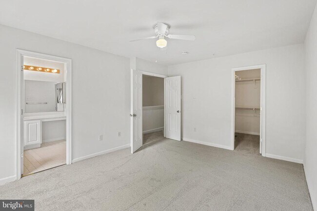 Building Photo - 7261 Calm Sunset