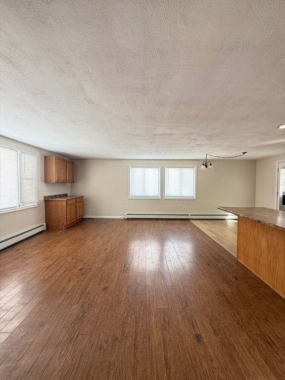 Foto del edificio - 33 N Sullivan Rd