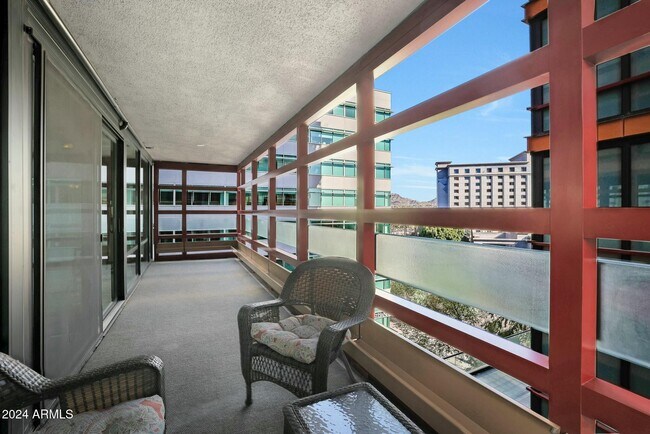Foto del edificio - 4808 N 24th St