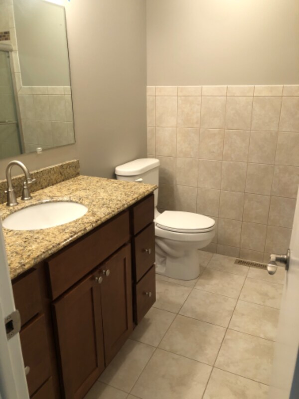 Building Photo - 13232 Montclair Dr