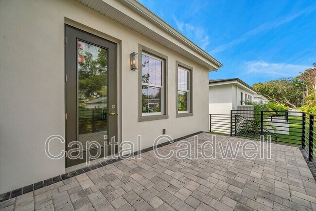 Building Photo - 2369 Bahia Vista St