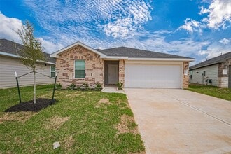 Building Photo - 4207 Zeke Ests Ln