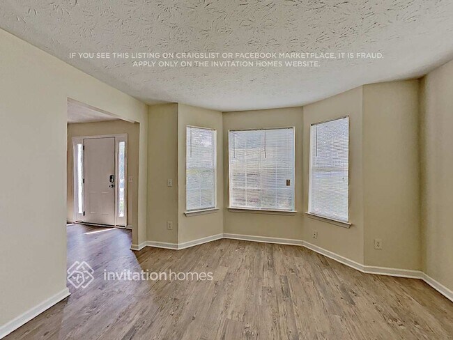 Foto del edificio - 2802 Crestworth Ln