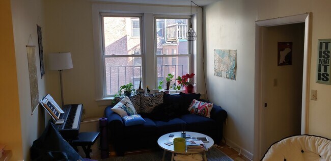 Foto del edificio - 145 Endicott St