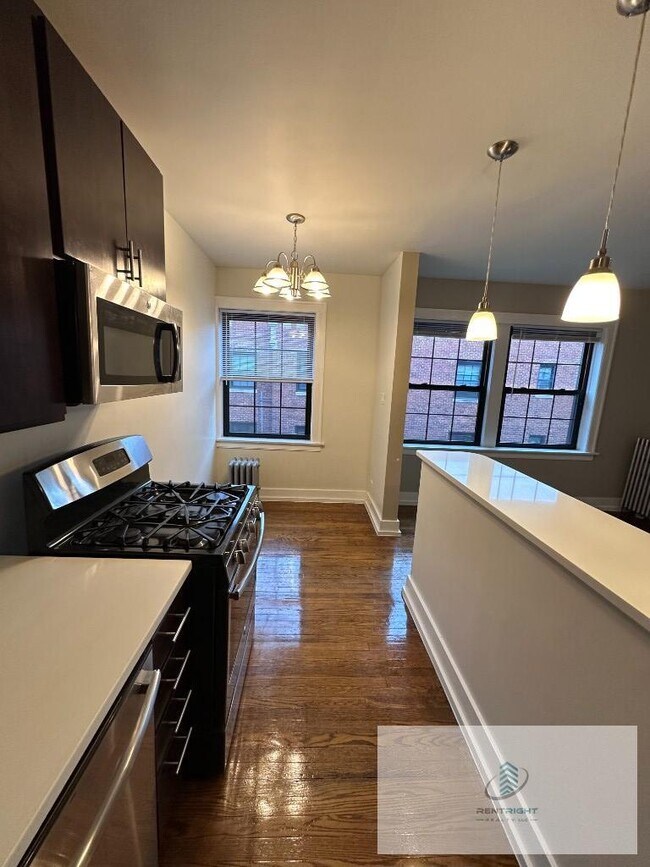 Foto del edificio - 1712 W Albion Ave