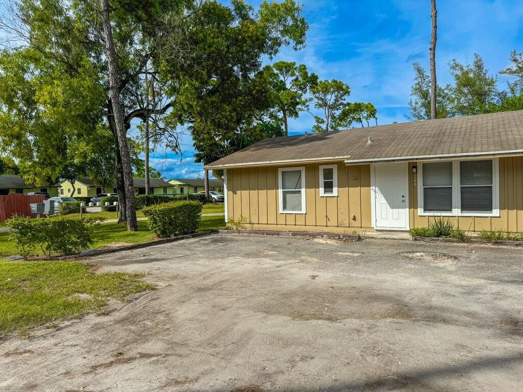2056 Major Dr, West Palm Beach, FL 33415 Townhome Rentals in West