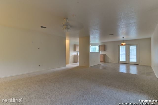 Foto del edificio - 3 br, 2 bath House - 10026 Wolf Crossing