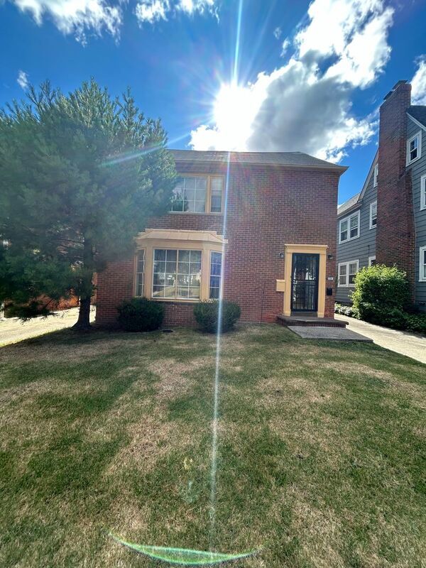3561 Daleford Rd Unit 2, Shaker Heights, OH 44120 Condo for Rent in